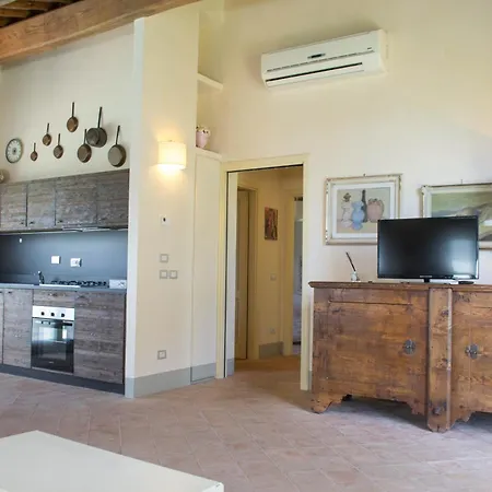 Alloggio per agriturismo Podere Marcigliano *